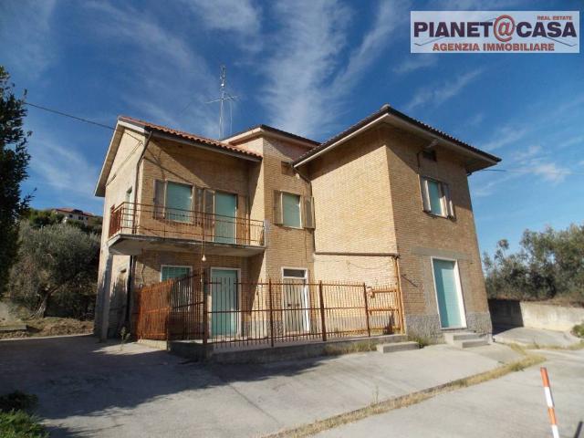Villa Indipendente in vendita a Marche, Ascoli Piceno
