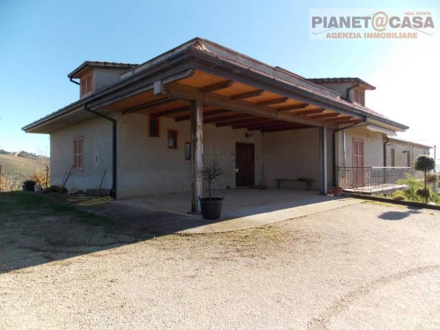 Villa Indipendente in vendita a Marche, Ascoli Piceno