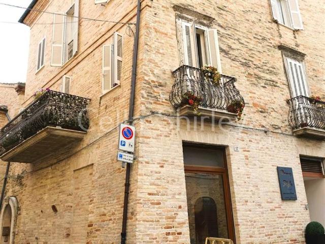 Villa Indipendente in vendita a Marche, Ascoli Piceno