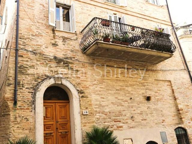 Villa Indipendente in vendita a Marche, Ascoli Piceno