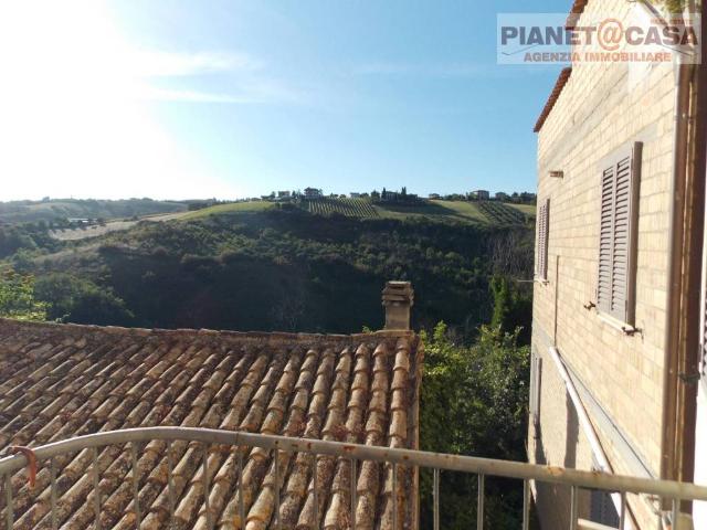 Villa Indipendente in vendita a San Barnaba, Marche