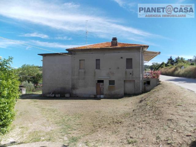 Villa Indipendente in vendita a Marche, Ascoli Piceno