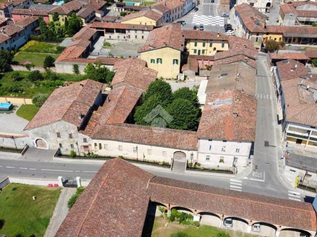 Villa Indipendente in vendita a Offlaga, Lombardia