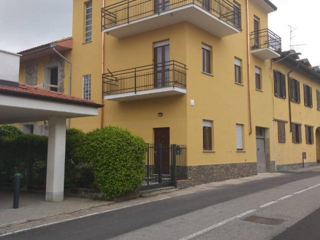 Villa Indipendente in vendita a Oggiona Con Santo Stefano, Lombardia