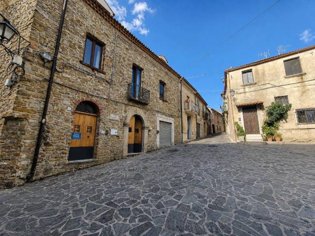 Villa Indipendente in vendita a Ogliastro Cilento, Campania