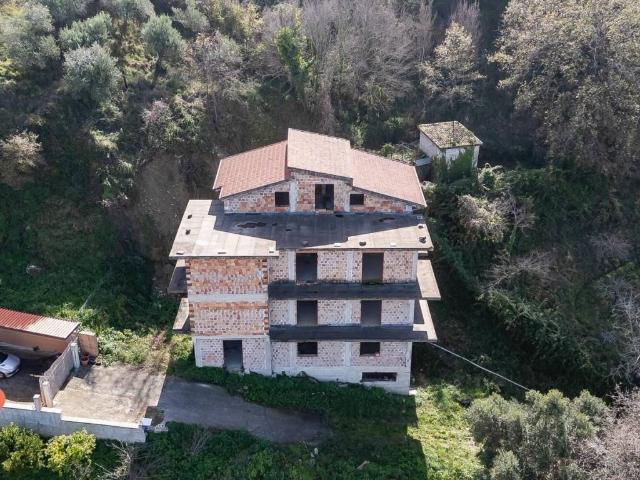 Villa Indipendente in vendita a Ogliastro Cilento, Campania