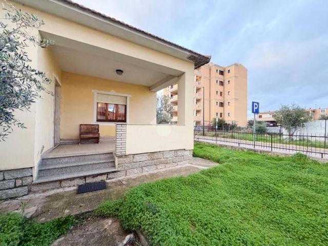 Villa Indipendente in vendita a San Pantaleo, Sardigna/Sardegna