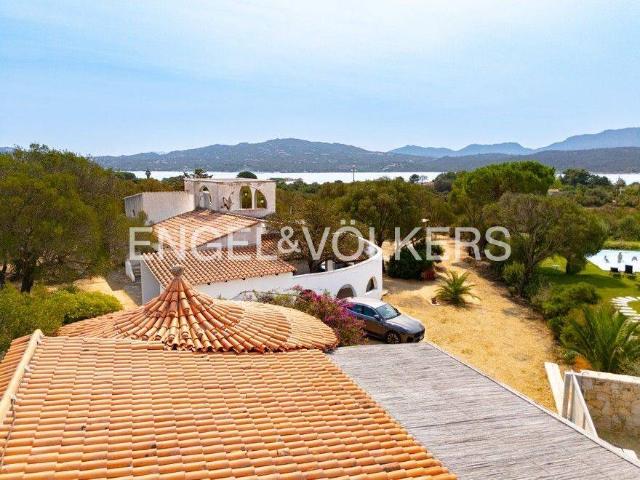 Villa Indipendente in vendita a San Pantaleo, Sardigna/Sardegna