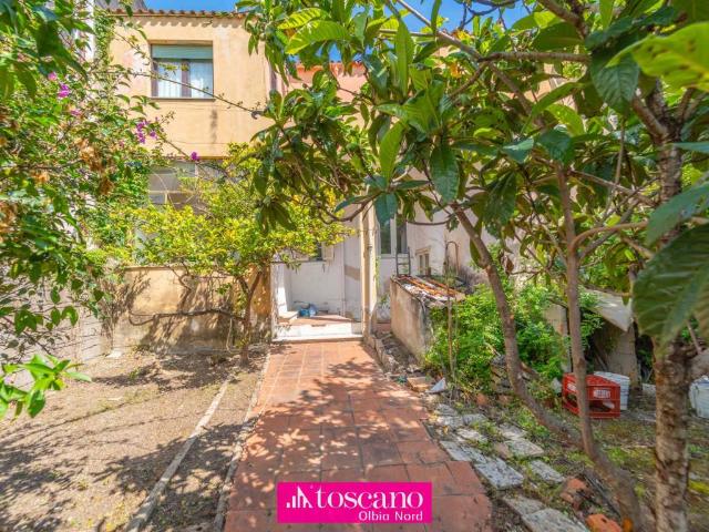 Villa Indipendente in vendita a San Pantaleo, Sardigna/Sardegna
