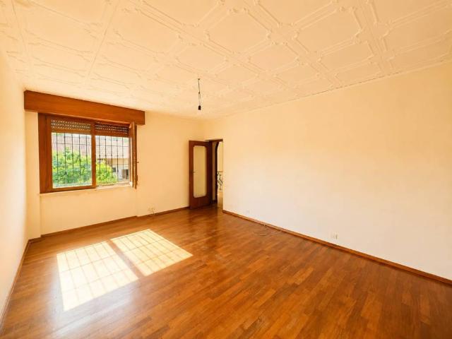 Villa Indipendente in vendita a Piemonte, Vercelli