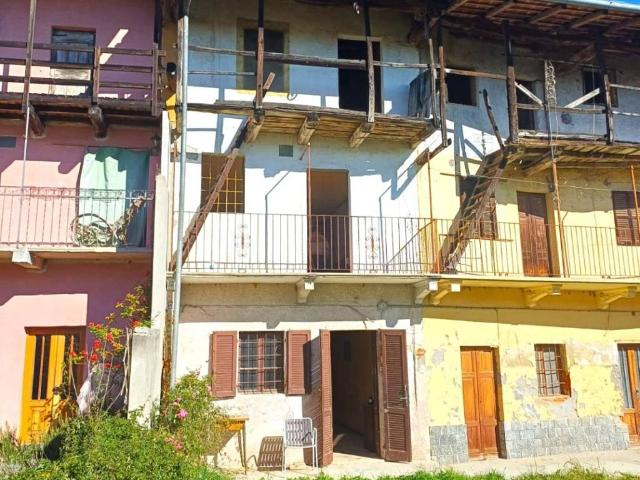 Villa Indipendente in vendita a Le Fornaci, Piemonte