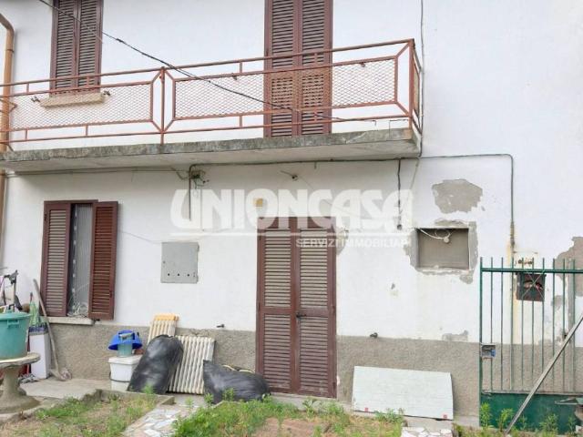 Villa Indipendente in vendita a Cascina del Pè, Faloppio