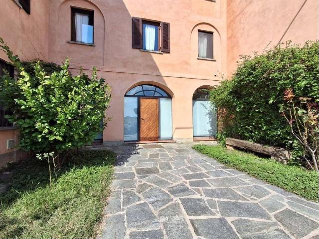 Villa Indipendente in vendita a Olgiate Molgora, Lombardia