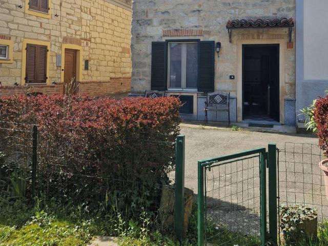 Villa Indipendente in vendita a Piemonte, Alessandria