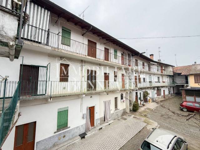 Villa Indipendente in vendita a Tavorella, Oltrona di San Mamette