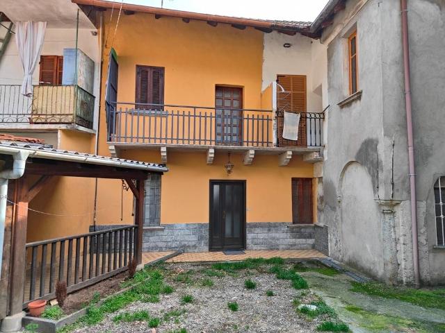 Villa Indipendente in vendita a Cireggio, Omegna