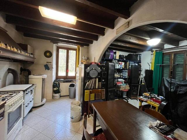 Villa Indipendente in vendita a Isolona, Liguria