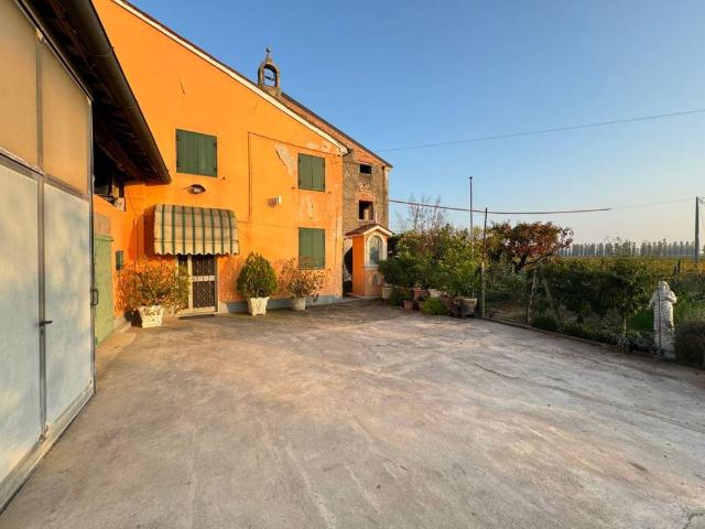 Villa Indipendente in vendita a Orgiano, Veneto