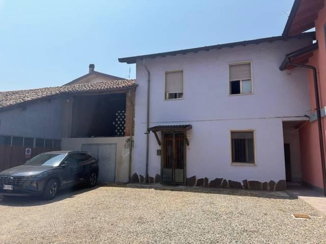 Villa Indipendente in vendita a Orio Litta, Lombardia