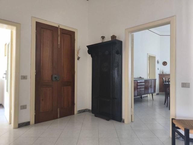 Villa Indipendente in vendita a Oristano, Sardigna/Sardegna