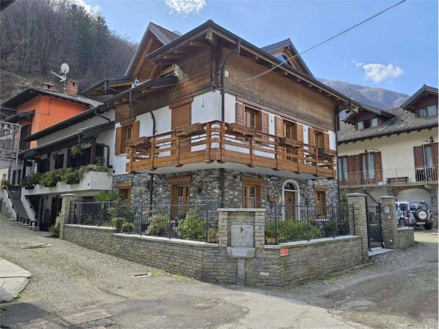 Villa Indipendente in vendita a Migiandone, Ornavasso