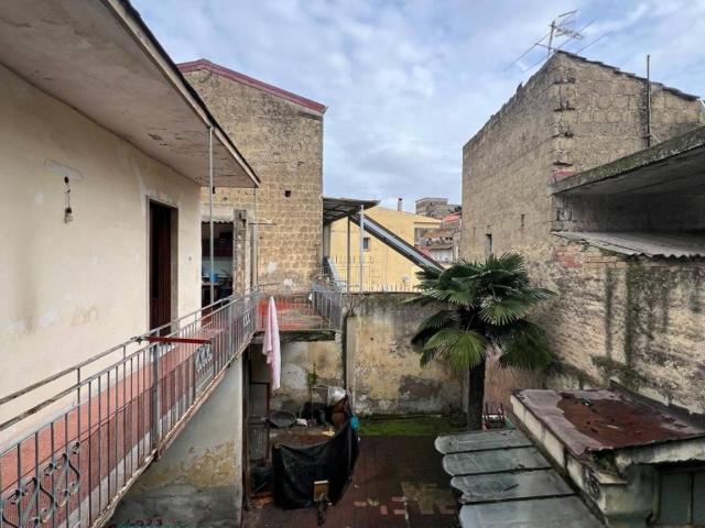 Villa Indipendente in vendita a Orta di Atella, Caserta