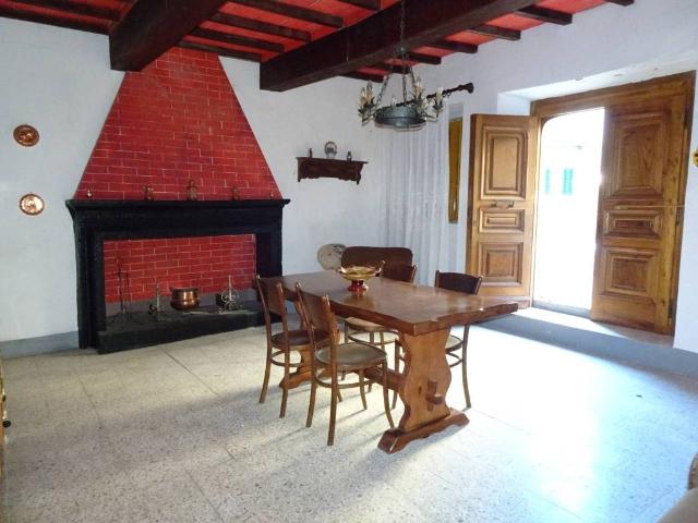 Villa Indipendente in vendita a Ortignano, Ortignano Raggiolo