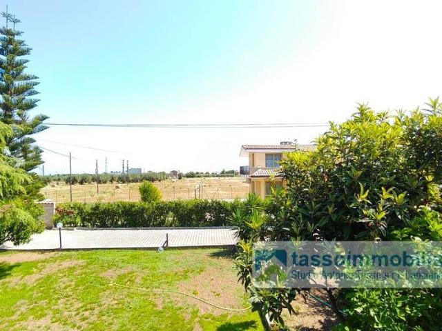 Villa Indipendente in vendita a Ortona, Abruzzo