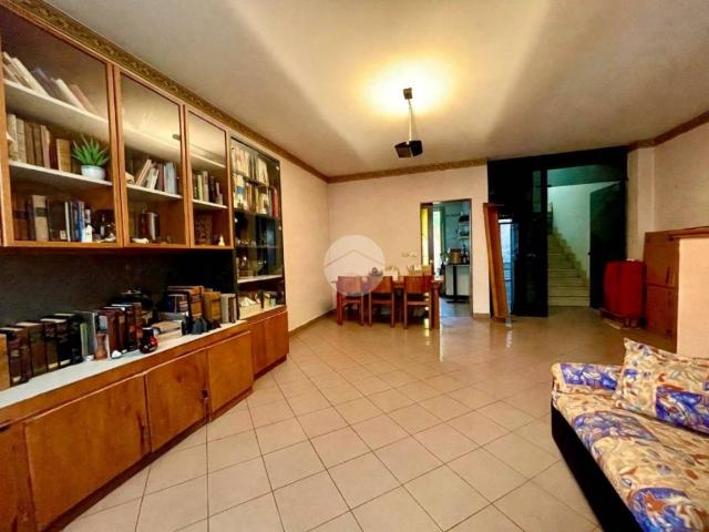 Villa Indipendente in vendita a Orzinuovi, Brescia