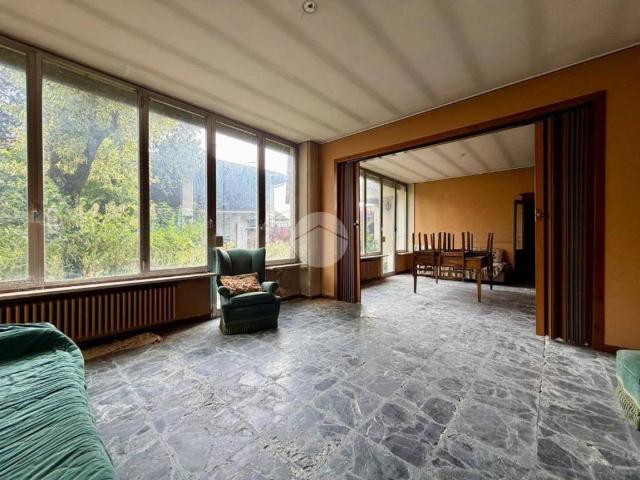 Villa Indipendente in vendita a Unione dei Comuni Bassa Bresciana Occidentale, Orzivecchi