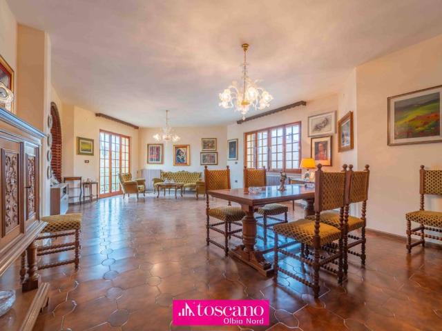 Villa Indipendente in vendita a Oschiri, Sardigna/Sardegna