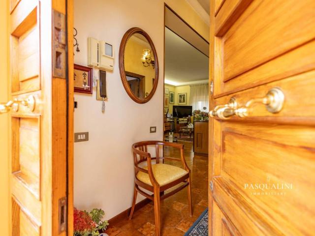 Villa Indipendente in vendita a Marche, Ancona