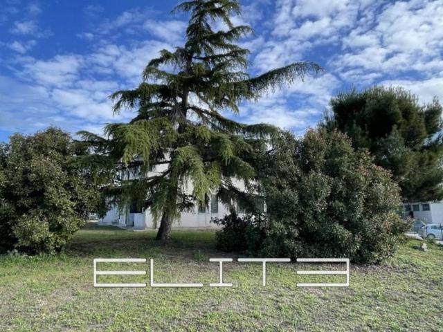 Villa Indipendente in vendita a San Biagio, Marche
