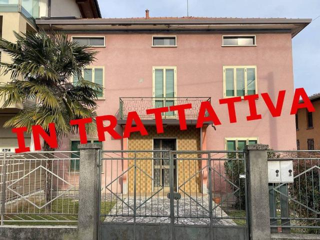 Villa Indipendente in vendita a Osio Sotto, Lombardia