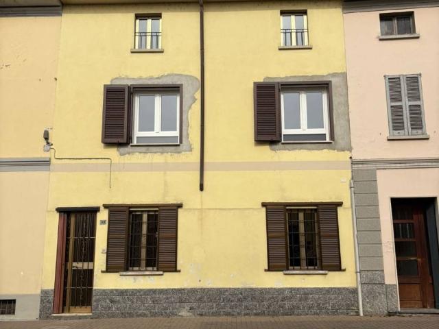Villa Indipendente in vendita a Ospedaletto Lodigiano, Lombardia