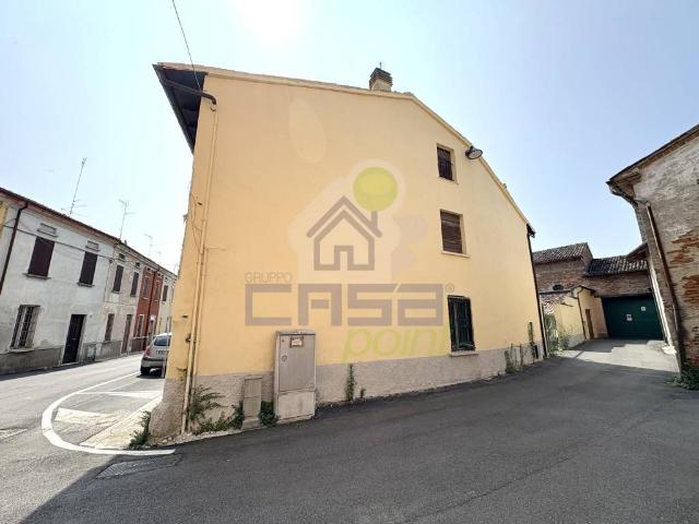 Villa Indipendente in vendita a Ostiano, Lombardia