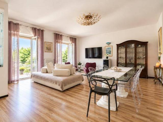 Villa Indipendente in vendita a Ostra Vetere, Ancona