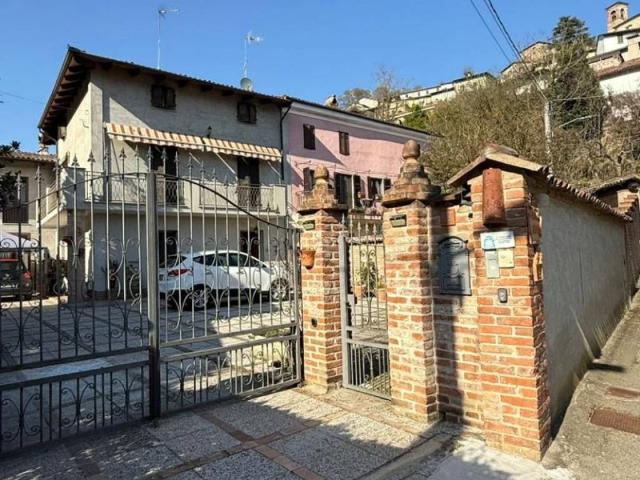 Villa Indipendente in vendita a Spinosa Alta, Piemonte