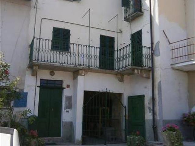 Villa Indipendente in vendita a Spinosa Alta, Piemonte