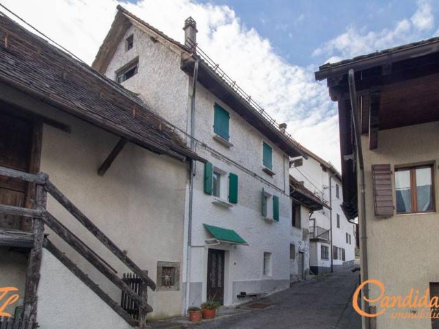 Villa Indipendente in vendita a Ovaro, Friuli-Venezia Giulia