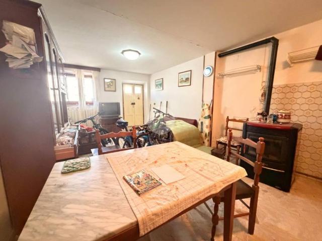 Villa Indipendente in vendita a Ovindoli, Abruzzo