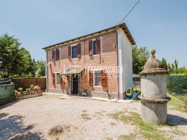 Villa Indipendente in vendita a Unione dei comuni Savena-Idice, Ozzano Dell'emilia