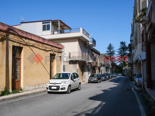 Villa Indipendente in vendita a Pace Del Mela, Sicilia
