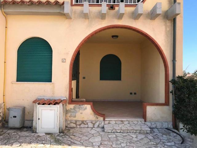 Villa Indipendente in vendita a Pachino, Sicilia