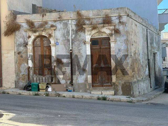 Villa Indipendente in vendita a Pachino, Sicilia