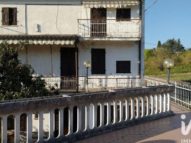 Villa Indipendente in vendita a Piemonte, Alessandria