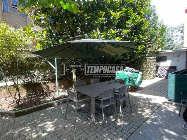 Villa Indipendente in vendita a Zona Omogenea Milano Nord, Paderno Dugnano