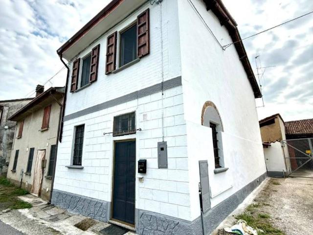 Villa Indipendente in vendita a Ossolaro, Paderno Ponchielli