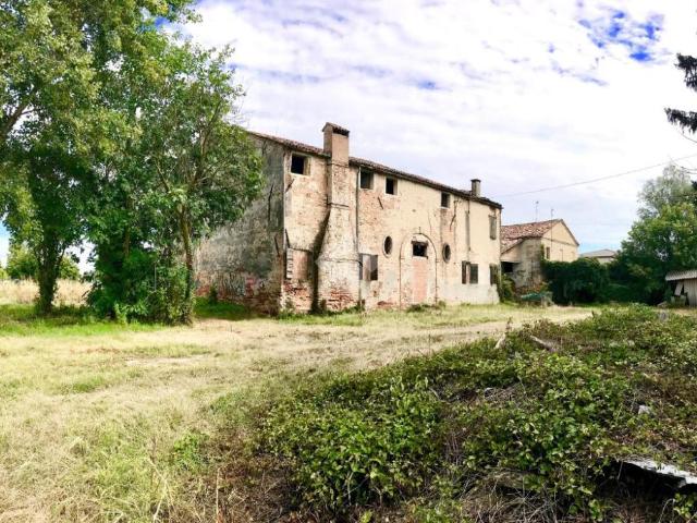 Villa Indipendente in vendita a Crocifisso, Padova