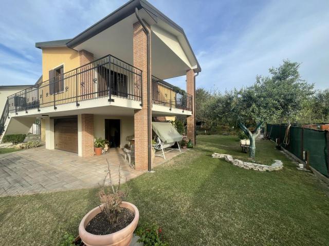 Villa Indipendente in vendita a San Giacomo, Albignasego
